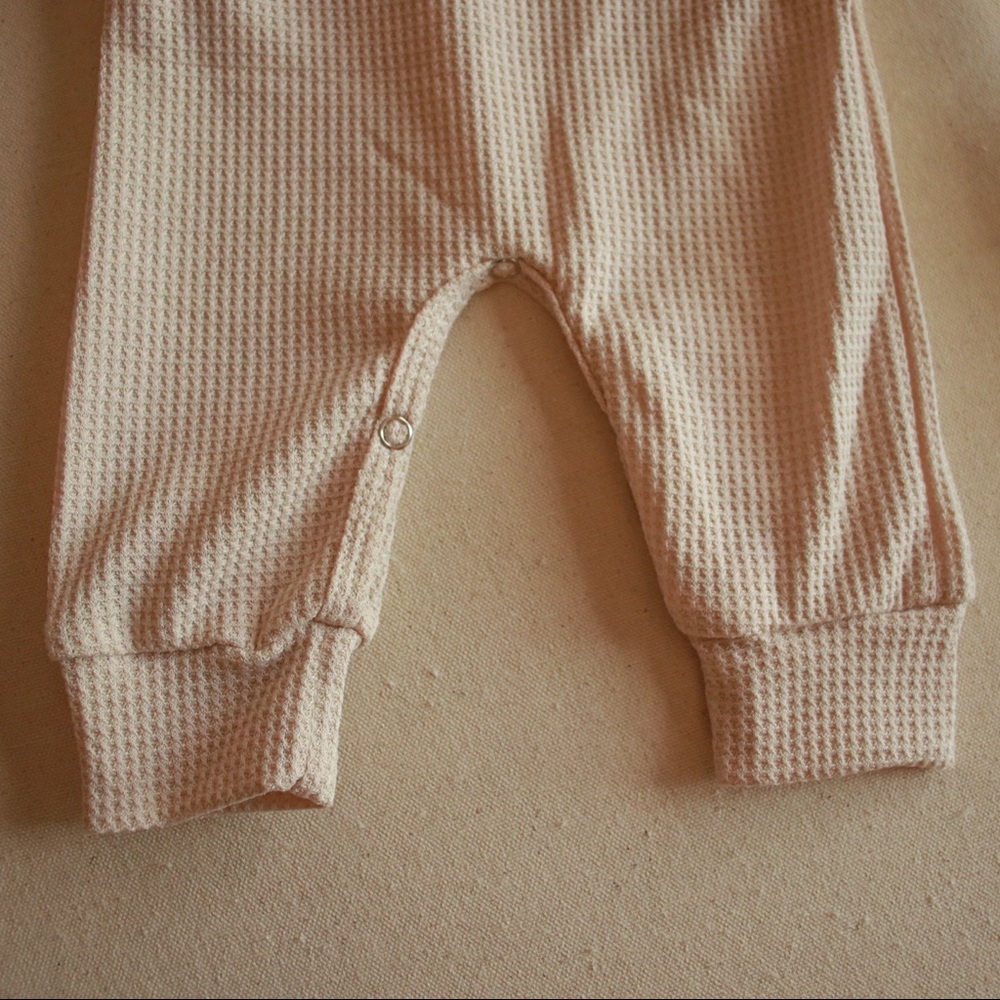 Waffle Knit Knot Overall Cream Gender Neutral - Picture 3 of 8